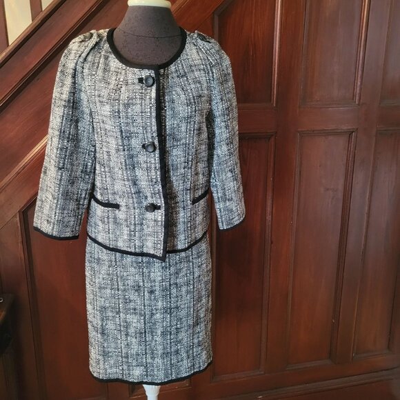 Talbots Womens Tweed Skirt Suit Set 2-Piece Black & White Size 8/10 - Picture 1 of 11